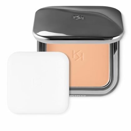 Aqui estão algumas opções de texto ALT para a imagem, utilizando "Pó Compacto Matte KIKO", com diferentes níveis de detalhe: **Opção 1 (Mais concisa):** `Pó Compacto Matte KIKO` **Opção 2 (Um pouco mais descritiva):** `Pó Compacto Matte KIKO, cor Peach Rose` **Opção 3 (Contextualizando o produto):** `Pó Compacto Matte KIKO Matte Fusion Pressed Powder, cor 05 Peach Rose` **Opção 4 (Focando no benefício):** `Pó Compacto Matte KIKO para um acabamento impecável e sem brilho` **Qual opção escolher?** A melhor opção depende do contexto da imagem e da sua estratégia de SEO. Se você está tentando ranquear para termos mais específicos, a Opção 3 é a melhor escolha. Se você quer focar no benefício, a Opção 4. Se o objetivo é simplesmente descrever o que está na imagem, as opções 1 e 2 são suficientes. **Dica:** Considere adicionar palavras-chave relevantes ao seu negócio no texto ALT, mas evite o "keyword stuffing" (excesso de palavras-chave) que pode prejudicar o SEO.