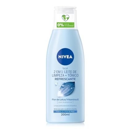 Aqui estão algumas opções de texto ALT para a imagem, usando "NIVEA 2em1", com diferentes níveis de detalhe: **Opção 1 (Curta e direta):** ``` NIVEA 2em1: Leite de Limpeza e Tônico. ``` **Opção 2 (Um pouco mais descritiva):** ``` NIVEA 2em1 para cuidado facial: Limpa e tonifica a pele removendo impurezas e maquiagem. ``` **Opção 3 (Mais detalhada e focada nos benefícios):** ``` NIVEA 2em1 Leite de Limpeza e Tônico. Remove impurezas, resíduos de maquiagem e poluição, tonificando a pele para um aspecto mais saudável. ``` **Opção 4 (Focada na embalagem):** ``` Frasco de loção NIVEA 2em1. Leite de limpeza e tônico para o rosto. ``` **Qual escolher?** A melhor opção depende do contexto da imagem e do site. * Se o site já fornece muitas informações sobre o produto, a opção 1 ou 2 são suficientes. * Se a imagem é o único lugar onde o produto é mencionado, a opção 3 é a melhor escolha. * Se o foco é na aparência da embalagem, a opção 4 pode ser útil. Lembre-se que o texto ALT serve para descrever a imagem para pessoas com deficiência visual e para os mecanismos de busca entenderem o conteúdo da imagem. Portanto, seja conciso, preciso e relevante.