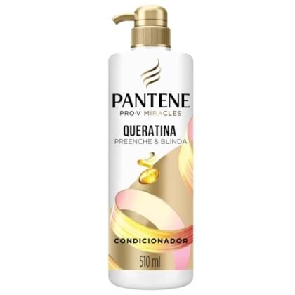 Aqui estão algumas opções de texto ALT para a imagem do "Pantene Condicionador Queratina 510 ml", utilizando "Queratina Pantene", variando em detalhe e foco: * **Opção 1 (Simples e Direta):** Queratina Pantene: Condicionador para cabelos danificados. * **Opção 2 (Um pouco mais informativa):** Queratina Pantene: Condicionador Queratina Reparação, frasco de 510 ml. * **Opção 3 (Focando no benefício):** Queratina Pantene: Condicionador para cabelos fortes e saudáveis com queratina. * **Opção 4 (Descritiva):** Imagem do frasco do condicionador Queratina Pantene, parte da linha de tratamento capilar Queratina Reparação. A escolha da melhor opção dependerá do contexto em que a imagem está sendo usada e do que você deseja enfatizar. Se o objetivo é apenas identificação, a opção 1 é suficiente. Se você quer destacar o benefício ou a linha do produto, as opções 2 e 3 são mais adequadas. A opção 4 é útil se você precisa de uma descrição mais detalhada da imagem.