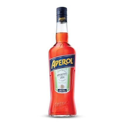 Aqui estão algumas opções de texto ALT para a imagem, usando "Aperol Spritz", com diferentes níveis de detalhe: * **Opção 1 (Simples):** Aperol Spritz * **Opção 2 (Descritiva):** Copo de Aperol Spritz refrescante. * **Opção 3 (Contextual):** Aperol Spritz, o drink perfeito para um happy hour. * **Opção 4 (Completa):** Aperol Spritz servido em uma taça grande, com gelo e uma fatia de laranja. A melhor opção dependerá do contexto em que a imagem está sendo usada. Se o objetivo é apenas identificar o drink, a opção simples é suficiente. Se você quer dar mais detalhes, as opções mais descritivas são melhores.