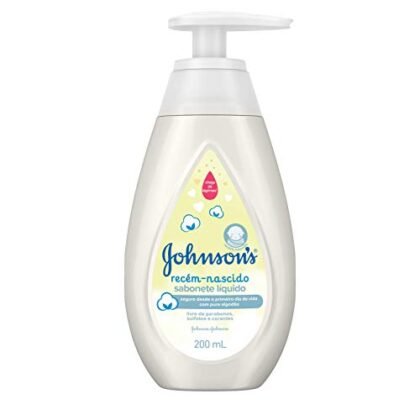 Aqui estão algumas opções de texto ALT, com foco em diferentes aspectos: * **Simples e direto:** Sabonete Líquido Recém-Nascido Johnson's Baby. * **Mais descritivo:** Frasco de Sabonete Líquido Recém-Nascido Johnson's Baby, 200ml. * **Focando no uso:** Sabonete Líquido Recém-Nascido para banho delicado do bebê. * **Incluindo a marca:** Sabonete Líquido Recém-Nascido da Johnson's Baby. A escolha ideal depende do contexto da imagem e da página. Se a imagem for simplesmente para identificar o produto, a opção mais simples é suficiente. Se estiver em um contexto de compra ou descrição, uma opção mais descritiva pode ser melhor.