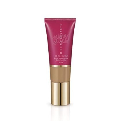 Aqui estão algumas opções de texto ALT para a imagem, focando em diferentes aspectos da base: **Opção 1 (Simples e direta):** `Base Niina Secrets Hidra Glow Cor 55` **Opção 2 (Descrevendo o produto):** `Base Niina Secrets Hidra Glow na cor 55, uma base líquida para um acabamento radiante.` **Opção 3 (Focando na marca e tipo):** `Base Niina Secrets, linha Hidra Glow, cor 55. Perfeita para uma pele hidratada e luminosa.` **Opção 4 (Mais descritiva, se houver uma imagem que mostre o efeito):** `Base Niina Secrets Hidra Glow Cor 55, proporcionando um efeito glow natural à pele.` **Recomendação:** A opção mais completa (e geralmente a melhor) é a **Opção 2**. Ela fornece informações sobre a marca, linha, cor e tipo de produto. A escolha final dependerá de quão detalhada você precisa ser, considerando o contexto da imagem no site.