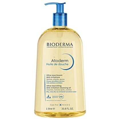 Aqui estão algumas opções de texto ALT para a imagem, considerando diferentes níveis de detalhe e foco: **Opção 1 (Mais simples e direta):** `Óleo Banho Atoderm` **Opção 2 (Um pouco mais descritiva):** `Óleo Banho Atoderm para higiene hidratante diária.` **Opção 3 (Inclui o nome da marca e uso principal):** `Bioderma Atoderm Óleo Banho - Hidratação durante o banho.` **Opção 4 (Se a imagem mostrar a embalagem de 1 litro):** `Bioderma Atoderm Óleo Banho, embalagem de 1 litro.` **Qual escolher?** * **Se a imagem é apenas o frasco do produto:** Opção 3 ou 4. * **Se a imagem é mais geral sobre a linha Atoderm:** Opção 2. * **Se a imagem está em um contexto onde o produto já foi mencionado no texto:** Opção 1 é suficiente. Lembre-se que o objetivo do texto ALT é descrever a imagem para pessoas que não conseguem vê-la, então escolha a opção que melhor transmite a informação essencial.