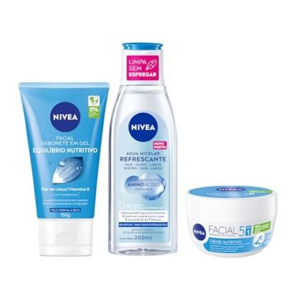 Aqui estão algumas opções de texto ALT para a imagem, usando "Rotina NIVEA", variando em descrição e foco: **Opção 1 (Mais simples e direta):** `Rotina NIVEA para todos os tipos de pele. Kit Rotina Diária.` **Opção 2 (Um pouco mais descritiva):** `Kit Rotina Diária - Rotina NIVEA para o cuidado diário da pele, ideal para todos os tipos.` **Opção 3 (Focando nos benefícios):** `Conquiste uma pele saudável com a Rotina NIVEA! Kit Diário para todos os tipos de pele.` **Opção 4 (Usando palavras-chave):** `Rotina NIVEA: Kit completo para limpeza, hidratação e proteção da pele. Ideal para todos os tipos de pele. Rotina Diária.` **Qual escolher?** A melhor opção depende do contexto em que a imagem está sendo usada. Se o objetivo é apenas identificar o produto, a Opção 1 é suficiente. Se você quer dar um pouco mais de informação e atrair o usuário, as opções 2, 3 e 4 são melhores. Considere também o tamanho disponível para o texto ALT.