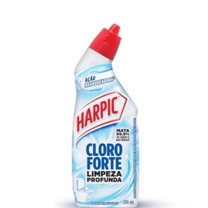 Aqui estão algumas opções de texto ALT para a imagem do produto "Harpic Cloro Forte - Desinfetante Sanitário Líquido Desodorizador, 200ml, Azul", variando em descritividade: **Opção 1 (Simples e Direta):** ``` Harpic Cloro Forte, desinfetante sanitário azul. ``` **Opção 2 (Um pouco mais descritiva):** ``` Embalagem de 200ml do Harpic Cloro Forte, desinfetante líquido azul para vasos sanitários. ``` **Opção 3 (Focada nos benefícios):** ``` Harpic Cloro Forte, desinfetante e desodorizador para vasos sanitários, cor azul. Mantém seu banheiro limpo e fresco. ``` **Opção 4 (Se a imagem mostrar a embalagem em detalhe):** ``` Frasco azul de 200ml do Harpic Cloro Forte, com rótulo indicando suas funções de desinfetante e desodorizador para vasos sanitários. ``` **Qual escolher?** A melhor opção depende do contexto da imagem e da sua intenção. Se o foco é simplesmente identificar o produto, a Opção 1 é suficiente. Se você quer destacar os benefícios, a Opção 3 é melhor. Se a imagem mostra a embalagem em detalhe, a Opção 4 pode ser apropriada. Em geral, tente ser conciso e descrever o que é mais relevante na imagem, usando palavras-chave como "Harpic Cloro Forte", "desinfetante", "azul" e "sanitário".