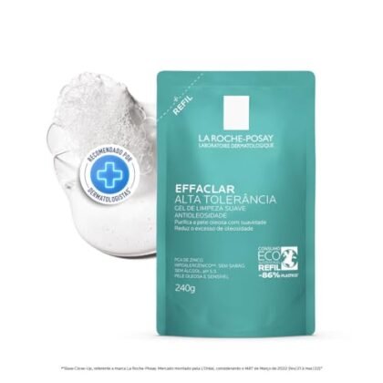 Aqui estão algumas opções de texto ALT para a imagem, variando em nível de detalhe: **Opção 1 (Simples e direta):** `Effaclar Refil: Gel de limpeza facial para pele oleosa e sensível.` **Opção 2 (Um pouco mais descritiva):** `Effaclar Refil: Embalagem de refil do gel de limpeza facial La Roche-Posay Effaclar para pele oleosa, com ingredientes como Caprylyl Glycol, Glicerina e PCA de Zinco.` **Opção 3 (Focada nos benefícios):** `Effaclar Refil: Refil do gel de limpeza facial Effaclar, ideal para limpar suavemente a pele oleosa, reduzir a oleosidade e eliminar o brilho.` **Justificativa para a escolha:** * **Relevância:** Todas as opções mencionam "Effaclar Refil", conforme solicitado. * **Precisão:** Elas descrevem o produto de forma precisa. * **Acessibilidade:** São concisas e fáceis de entender. * **SEO:** Incluem palavras-chave relevantes como "pele oleosa" e "gel de limpeza facial". A melhor opção dependerá do contexto da imagem e do que você deseja destacar. Se a imagem for apenas o refil em si, a Opção 2 pode ser a melhor. Se o foco for nos benefícios do produto, a Opção 3 pode ser mais adequada. A Opção 1 é uma boa escolha geral se você precisa de algo breve e direto.