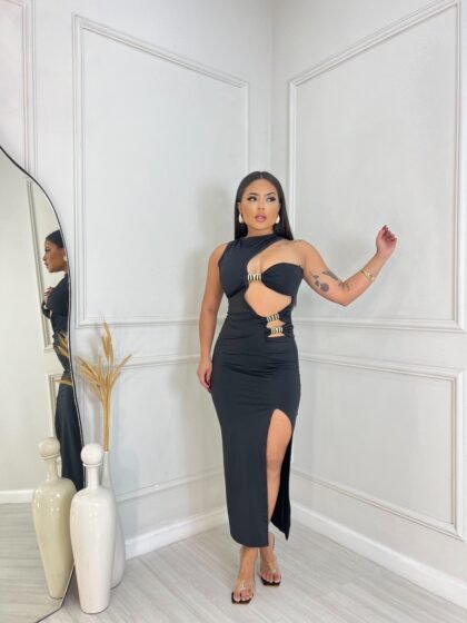 VESTIDO MADELENE EM SUPLEX COM BOJO E DETALHES DOURADO – Imagem 1 [nsid:739486700]
