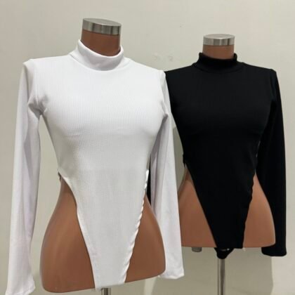 BODY CAVADO MANGA LONGA EM ANARRUGA COM BOJO E FECHO – Imagem 1 [nsid:869576043]