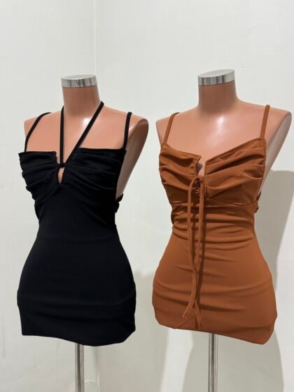VESTIDO PENÉLOPE EM MALHA ESCUBA COM REGULAGEM NAS ALÇAS – Imagem 1 [nsid:879662058]
