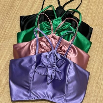 CROPPED FLOR EM MALHA PRADA ACETINADO COM BOJO E ZIPER ATRÁS – Imagem 1 [nsid:686257179]