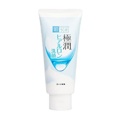 Aqui estão algumas opções de texto ALT para a imagem do produto, usando "Hada Labo", com diferentes níveis de detalhe: **Opção 1 (Simples):** `Hada Labo Gokujyun Face Wash - Sabonete Hidratante Facial` **Opção 2 (Um pouco mais descritiva):** `Hada Labo Gokujyun Face Wash, sabonete facial hidratante com ácido hialurônico para limpeza suave.` **Opção 3 (Focada na marca e tipo de produto):** `Hada Labo: Gokujyun Face Wash, um sabonete facial hidratante da linha Gokujyun.` **Opção 4 (Para e-commerce, com detalhes adicionais):** `Embalagem do Hada Labo Gokujyun Face Wash, sabonete hidratante facial com ácido hialurônico, 100g. Produto da Hada Labo para limpeza suave e hidratação da pele.` **Qual escolher?** * Se o contexto da imagem for apenas identificar o produto, a **Opção 1** é suficiente. * Se você quer destacar os benefícios do produto (hidratação), a **Opção 2** é melhor. * Se a marca é o foco principal (em um anúncio da Hada Labo, por exemplo), a **Opção 3** é ideal. * Para uma loja online, a **Opção 4** é a mais completa, ajudando no SEO e fornecendo mais informações aos usuários com deficiência visual. Lembre-se de adaptar o texto ALT ao contexto da imagem e da página em que ela está inserida.