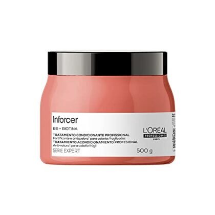 Aqui estão algumas opções de texto ALT para a imagem, focadas em diferentes aspectos e otimizadas para SEO: **Opção 1 (Mais simples e direta):** `Máscara Inforcer para cabelos fracos e quebradiços L'Oréal Professionnel.` **Opção 2 (Com mais detalhes):** `Máscara Inforcer L'Oréal Professionnel de 500g, tratamento fortalecedor para cabelos frágeis com biotina e vitamina B6.` **Opção 3 (Focando nos benefícios):** `Máscara Inforcer: tratamento profissional da L'Oréal para fortalecer cabelos, prevenir quebras e promover crescimento saudável.` **Opção 4 (Otimizada para SEO com palavras-chave):** `Máscara Inforcer L'Oréal Professionnel para cabelos fracos e quebradiços. Tratamento com biotina e vitamina B6 para força e crescimento.` **Qual escolher?** * Se você precisa de algo rápido e direto, a **Opção 1** é a melhor. * Se você quer fornecer mais detalhes sobre o produto, escolha a **Opção 2**. * Se o objetivo é destacar os benefícios, use a **Opção 3**. * Para uma combinação de detalhes e otimização para mecanismos de busca, a **Opção 4** é ideal. Lembre-se de considerar o contexto em que a imagem está sendo usada ao escolher o texto ALT mais apropriado.