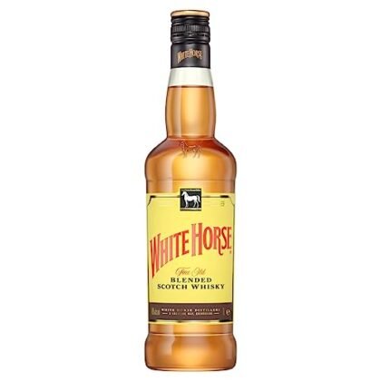 Aqui estão algumas opções de texto ALT, com diferentes níveis de detalhe: * **Simples:** White Horse Whisky * **Um pouco mais descritivo:** Garrafa de White Horse Whisky de 1L * **Focado no reconhecimento da marca:** Imagem de uma garrafa de White Horse Whisky. * **Se a imagem mostrar algo específico (ex: um copo sendo servido):** White Horse Whisky sendo servido em um copo. A escolha ideal depende do contexto da imagem e do seu objetivo. Se o foco é apenas identificação, a opção simples é suficiente. Se a imagem mostra a garrafa em destaque, a opção com "1L" pode ser útil. Se o objetivo é reforçar a marca, a opção que menciona "marca" é a melhor.