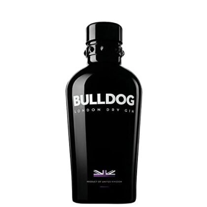Aqui estão algumas opções de texto ALT, variando em detalhes: * **Opção 1 (Simples):** Gin Bulldog * **Opção 2 (Descritiva):** Gin Bulldog London Dry em garrafa de 750ml. * **Opção 3 (Contextual):** Garrafa de Gin Bulldog London Dry 750ml, ideal para drinks e coquetéis. A melhor opção depende do contexto da imagem e do que você quer enfatizar. Se a imagem estiver em uma página de produto, a opção 2 ou 3 seriam mais apropriadas. Se for apenas uma imagem ilustrativa, a opção 1 pode ser suficiente.