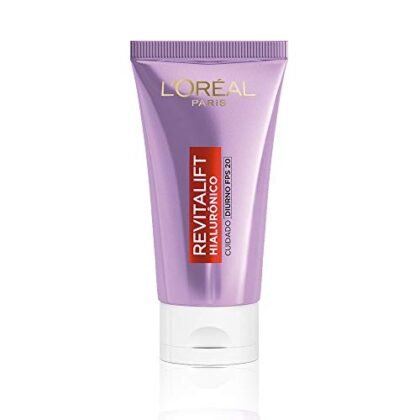 Aqui estão algumas opções de texto ALT para a imagem, utilizando "Revitalift Hialurônico", com diferentes focos: **Opções Curtas e Diretas:** * `Revitalift Hialurônico Creme Facial Diurno` * `Creme Anti-idade Revitalift Hialurônico L'Oréal Paris` * `Revitalift Hialurônico FPS 20 para o dia` **Opções Mais Descritivas:** * `Pote de 25g do Creme Facial Anti-idade Revitalift Hialurônico Diurno da L'Oréal Paris.` * `Embalagem do Revitalift Hialurônico com FPS 20, creme diurno para cuidados com a pele.` * `Revitalift Hialurônico: Creme facial para uso diurno com ácido hialurônico e proteção solar FPS 20.` **Opções Focadas no Benefício (Se aplicável, dependendo da imagem):** * `Revitalift Hialurônico: Pele hidratada e protegida contra os sinais da idade.` (Se a imagem destacar uma pele radiante) * `Revitalift Hialurônico: Um aliado no combate às rugas e linhas de expressão.` (Se a imagem focar nas propriedades anti-idade) **Qual escolher?** A melhor opção depende do contexto da imagem e do que você deseja destacar. Se você quer apenas identificar o produto, as opções curtas são suficientes. Se você quer fornecer mais detalhes ou focar em um benefício, as opções mais descritivas são melhores. **Recomendação:** Eu recomendaria: `Revitalift Hialurônico Creme Facial Diurno FPS 20` Esta opção é concisa, inclui os elementos mais importantes (produto, tipo, FPS) e utiliza a frase-chave.