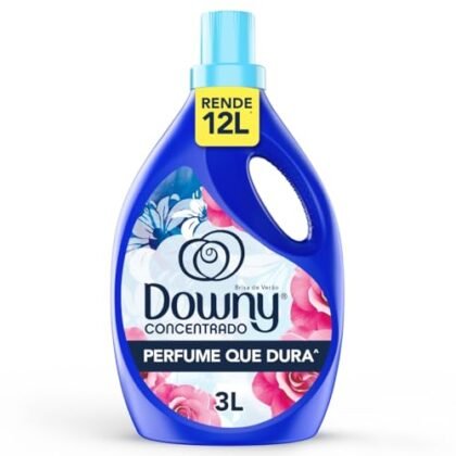 Aqui estão algumas opções de texto ALT, variando em descrição e foco: **Opção 1 (Simples e direta):** `Downy Concentrado` **Opção 2 (Descrevendo o produto):** `Downy Concentrado - Amaciante Brisa de Verão` **Opção 3 (Mais informações):** `Downy Concentrado, amaciante com perfume Brisa de Verão.` **Opção 4 (Enfatizando o tamanho):** `Embalagem de 3L de Downy Concentrado` **Qual escolher?** A escolha depende do contexto da imagem e da página. Se o objetivo é apenas identificar o produto, a opção 1 ou 2 são suficientes. Se você quer dar mais contexto ou destacar algum aspecto, as opções 3 e 4 são melhores. Eu recomendaria usar a **Opção 2 ou 3** como um bom equilíbrio entre descrição e concisão.