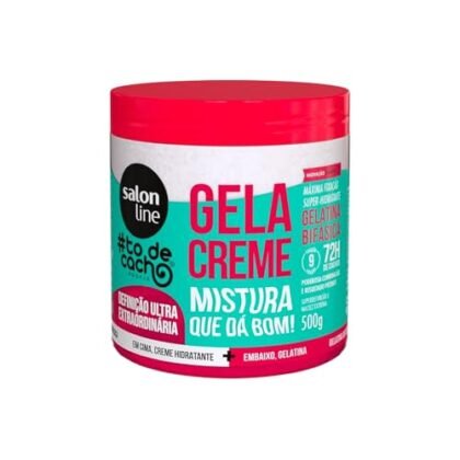 Aqui estão algumas opções de texto alternativo (alt text) para a imagem do produto "Salon Line, #TODECACHO GELACREME CONDICIONADOR DEFINICAO ULTRA EXTRAORDINARIA 500GR", utilizando "Gelacreme #todecacho", com diferentes níveis de detalhe: **Opção 1 (Mais curta e direta):** `Gelacreme #todecacho para definição ultra extraordinária de cachos.` **Opção 2 (Um pouco mais descritiva):** `Pote de 500g do Gelacreme #todecacho da Salon Line para definição e condicionamento de cachos.` **Opção 3 (Com foco na marca e linha):** `Salon Line #todecacho Gelacreme Condicionador Definição Ultra Extraordinária, ideal para cabelos cacheados.` **Opção 4 (Com foco no benefício):** `Gelacreme #todecacho para cachos definidos, hidratados e com volume extra extraordinário.` **Opção 5 (Se a imagem mostrar o produto em uso):** `Cabelo cacheado definido e brilhante após o uso do Gelacreme #todecacho da Salon Line.` **Qual escolher?** * Se o espaço for limitado, a **Opção 1** é a melhor. * Se você quiser dar mais contexto, a **Opção 2** ou **Opção 3** são boas escolhas. * Se a imagem destacar o resultado do produto, a **Opção 5** é a ideal. * Se o foco é no benefício principal, a **Opção 4** é uma boa pedida. **Dica:** Escolha a opção que melhor descreve o que está sendo mostrado na imagem e que seja mais relevante para o seu público. O objetivo do texto alternativo é tornar a imagem acessível para pessoas com deficiência visual e ajudar os motores de busca a entenderem o conteúdo da imagem.
