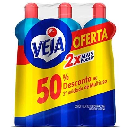 Aqui estão algumas opções de texto ALT, com diferentes focos: **Opção 1 (Simples e direta):** `Veja Gold Multiuso - Limpador para diversas superfícies.` **Opção 2 (Mais descritiva):** `Veja Gold Multiuso Original, embalagem com 3 unidades de 500ml.` **Opção 3 (Focada na marca e produto):** `Veja Gold Multiuso, a solução ideal para a limpeza da sua casa.` **Opção 4 (Se a imagem mostrar o produto em uso):** `Veja Gold Multiuso limpando uma superfície, mostrando sua eficácia.` **Recomendação:** A melhor opção depende do contexto da imagem. Se a imagem mostrar apenas as embalagens, a **Opção 2** é uma boa escolha. Se a imagem mostrar o produto em uso, a **Opção 4** é mais adequada. A **Opção 1** é uma alternativa genérica que funciona em qualquer situação.