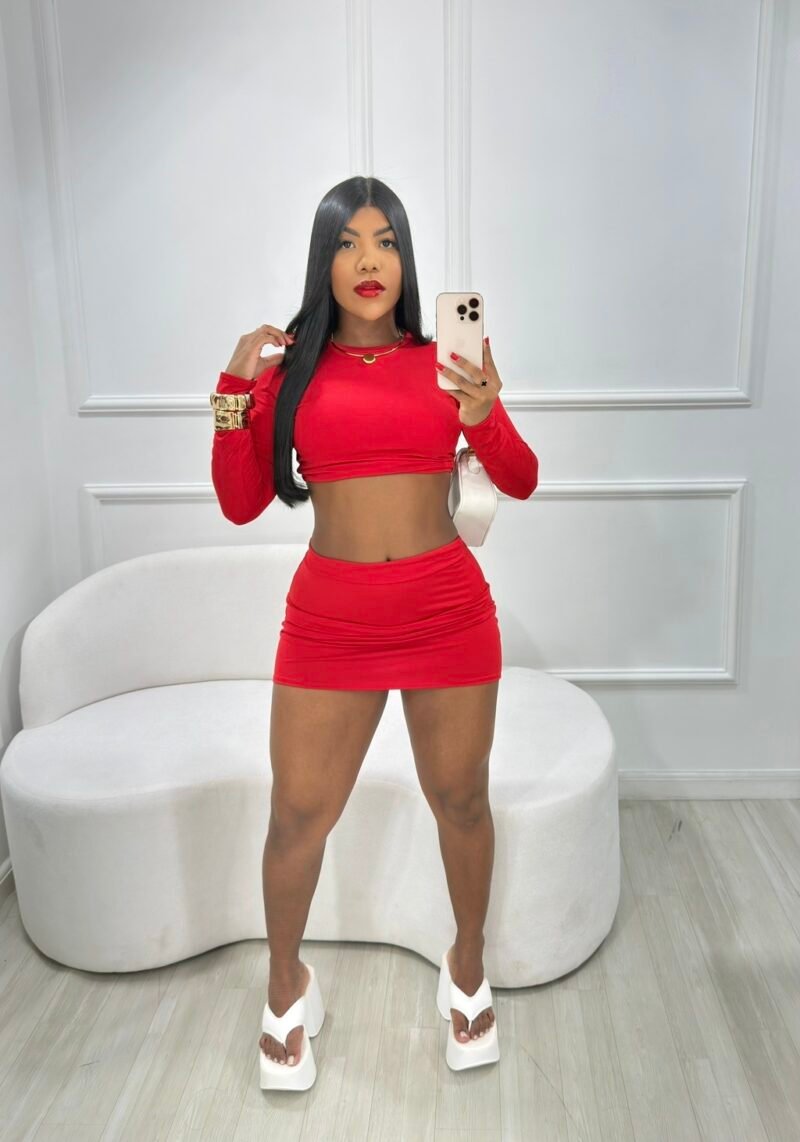 CONJUNTO EM MALHA SUPLEX (CROPPED + SAIA) – Imagem 9 [nsid:912963614]