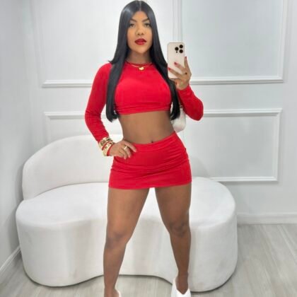 CONJUNTO EM MALHA SUPLEX (CROPPED + SAIA) – Imagem 1 [nsid:912963609]