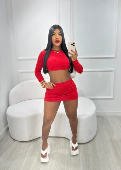CONJUNTO EM MALHA SUPLEX (CROPPED + SAIA) – Imagem 1 [nsid:912963609]