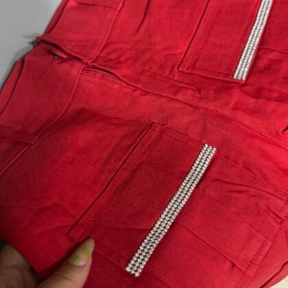 SHORT CARGO EM BENGALINE COM BOLSO NA FRENTE, BOTÃO E ZIPER – Imagem 1 [nsid:776247345]