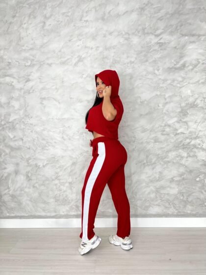 CONJUNTO CLARISSE EM ANARRUGA, CROPPED COM CAPUZ + CALÇA COM LISTRA – Imagem 1 [nsid:940168021]