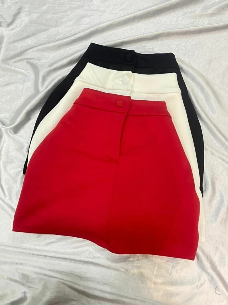 SHORT SAIA EM NEOPRENE COM BOTÃO E ZIPER (TODO SAIA COM SHORT POR BAIXO) – Imagem 5 [nsid:757993813]