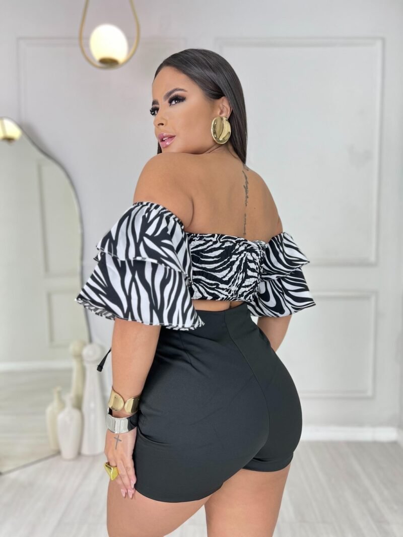 SHORT SAIA MERLIM EM ALFAIATARIA COM ZÍPER LATERAL – Imagem 4 [nsid:874658333]