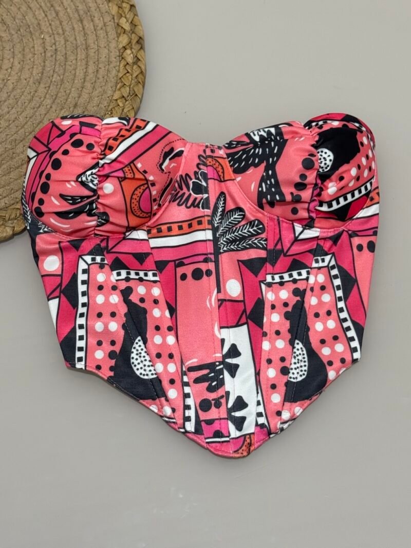 CORSELET ESTAMPA DIGITAL EM MONTARIA FORRADA COM BARBATANAS, BOJO E REGULAGEM ATRÁS – Imagem 9 [nsid:812030778]
