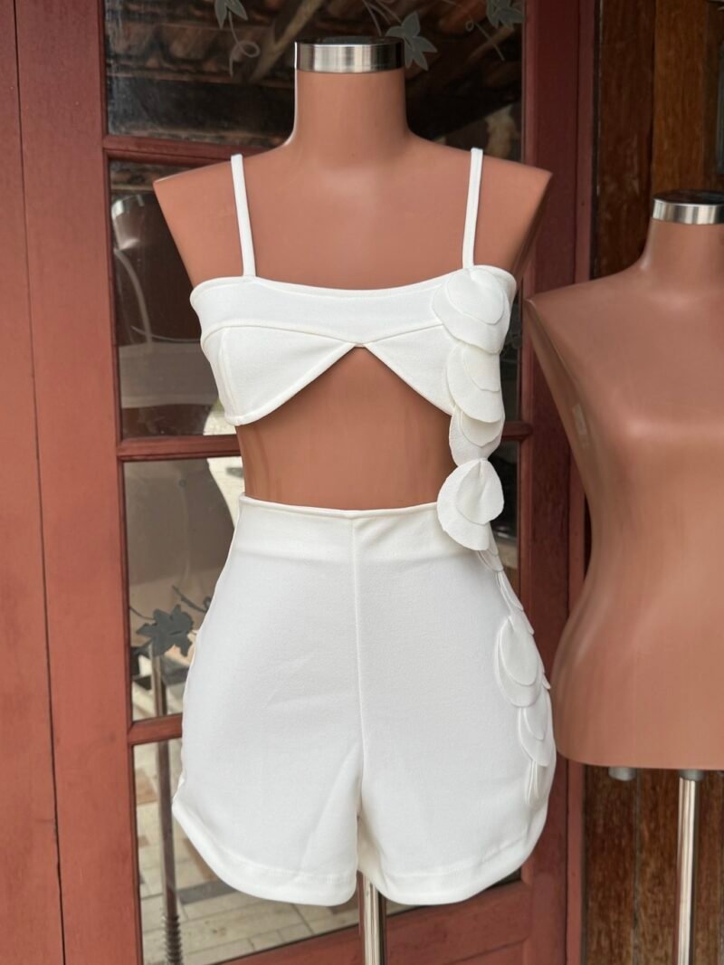 CONJUNTO EM MALHA ESCUBA (CROPPED + SHORT) – Imagem 9 [nsid:816779029]