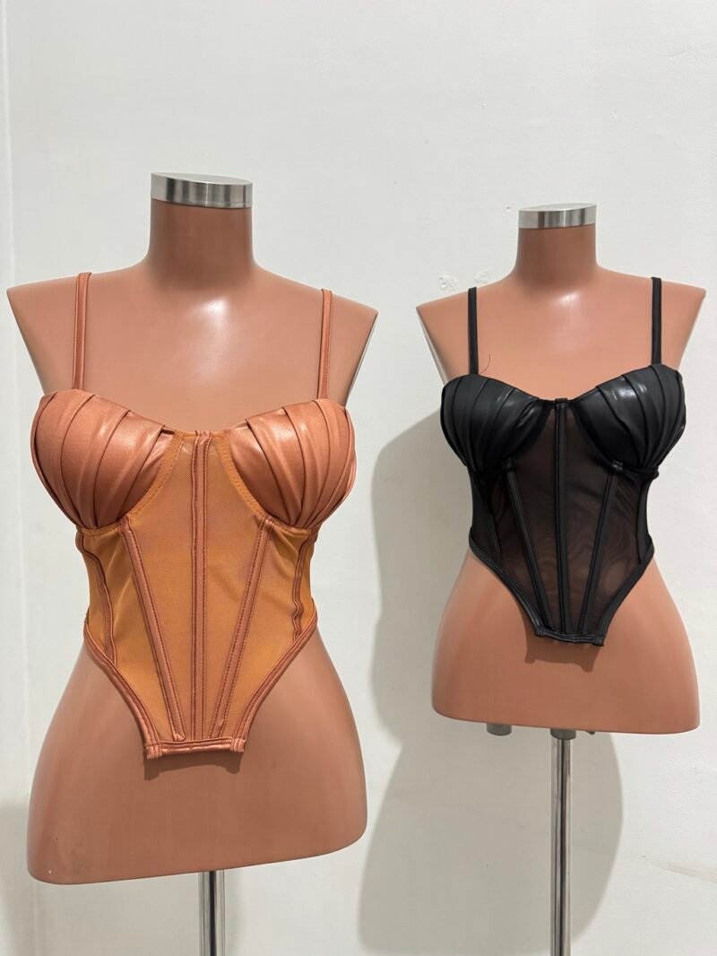 CORSELET EM TULE + BARBATANAS, BOJO E ZÍPER ATRÁS – Imagem 2 [nsid:864699624]
