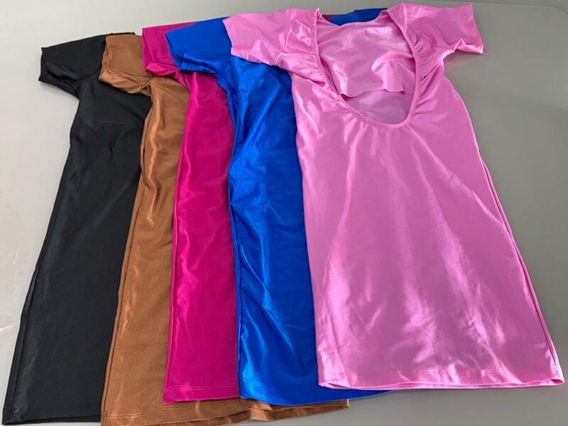 VESTIDO BASIC EM POLIAMIDA ACETINADA COM DECOTE NAS COSTAS – Imagem 5 [nsid:874526261]