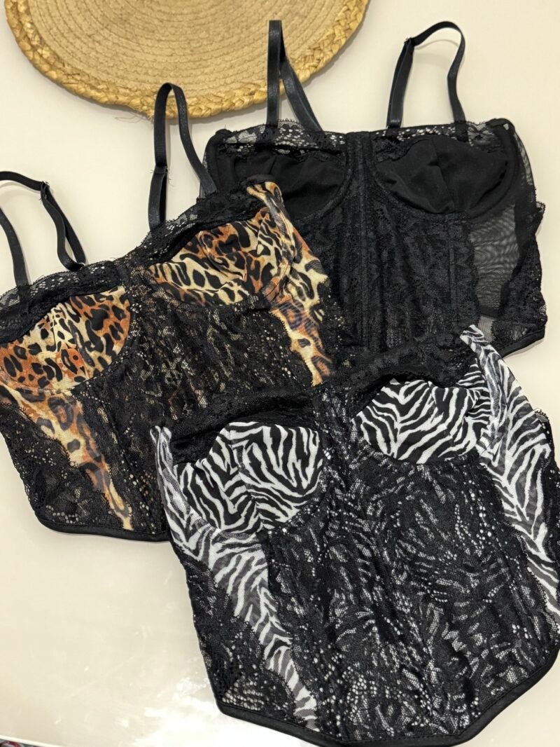 CORSELET EM TULE ANIMAL PRINT + RENDA, ARO DE SUSTENTAÇÃO, BARBATANAS, ALÇA REGULADORA E ZÍPER ATRÁS – Imagem 2 [nsid:885295990]