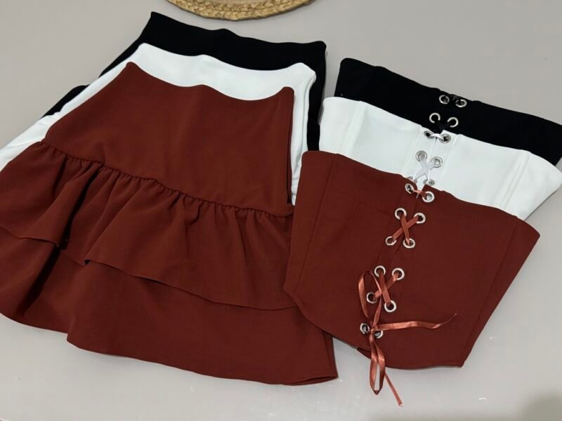 CONJUNTO SHORT SAIA EM MALHA ESCUBA COM BARBATANAS – Imagem 8 [nsid:896753885]