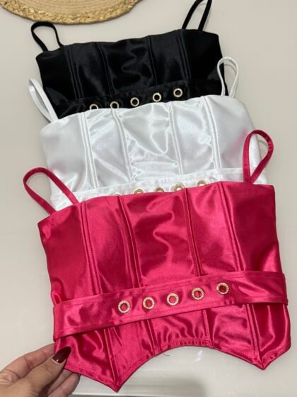 CROPPED DOMINIQUE EM MALHA PRADA COM BOJO E REGULAGEM NAS COSTAS – Imagem 1 [nsid:929434869]