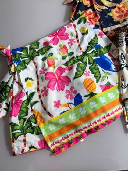 SHORT SAIA ESTAMPA DIGITAL EM CREPINHO COM ELÁSTICO NA CINTURA – Imagem 4 [nsid:934673206]