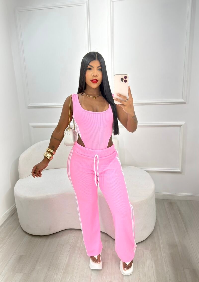 CONJUNTO NÁDIA EM ANARRUGA (BODY + CALÇA) – Imagem 7 [nsid:934675936]