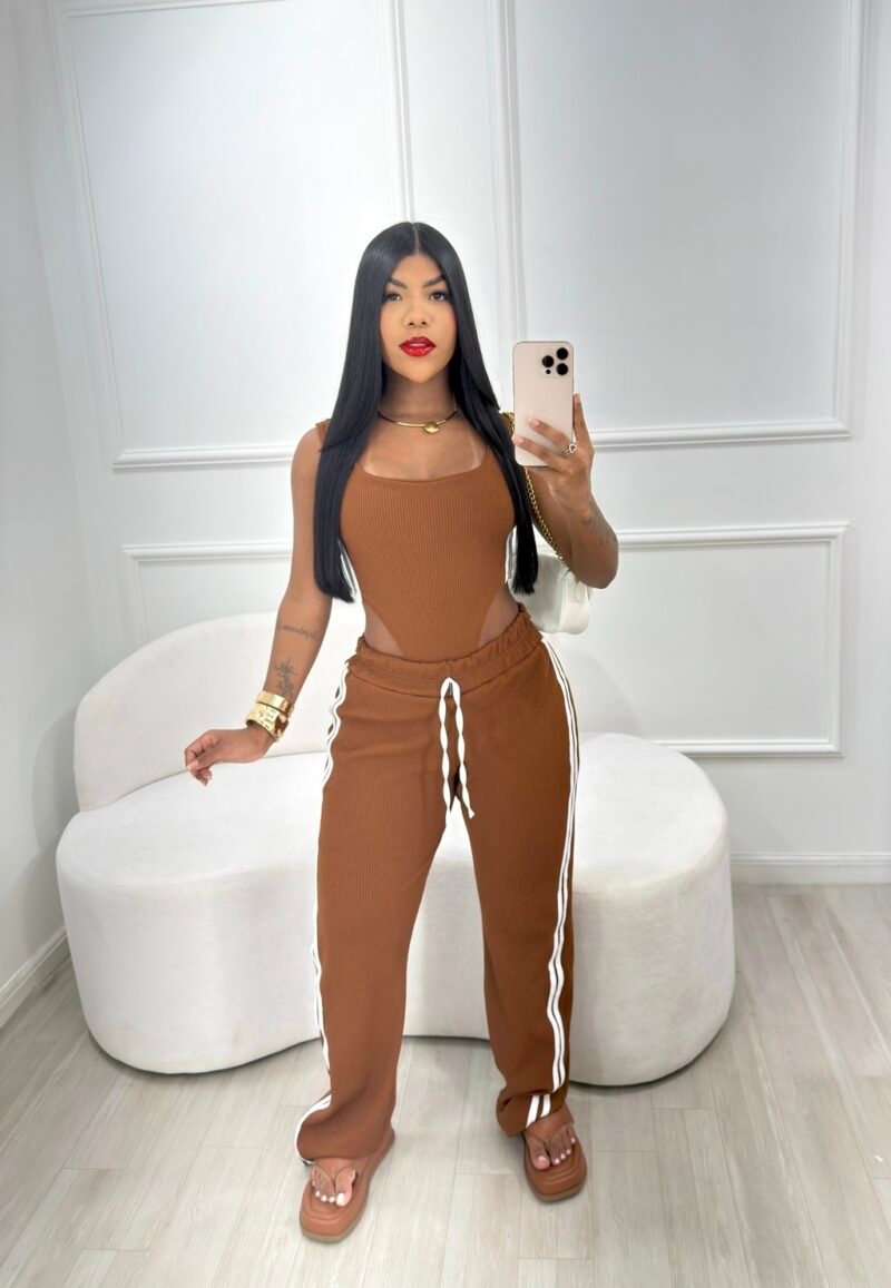 CONJUNTO NÁDIA EM ANARRUGA (BODY + CALÇA) – Imagem 10 [nsid:934675966]