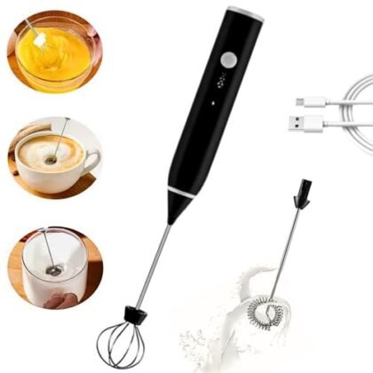 Mini Mixer Portátil preto para bebidas e ovos.