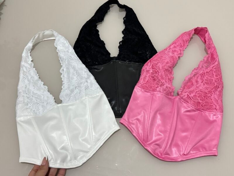 CORSELET EM CIRRÊ ACETINADO + RENDA E BARBATANAS, COM ZÍPER NAS COSTAS – Imagem 1 [nsid:952915655]