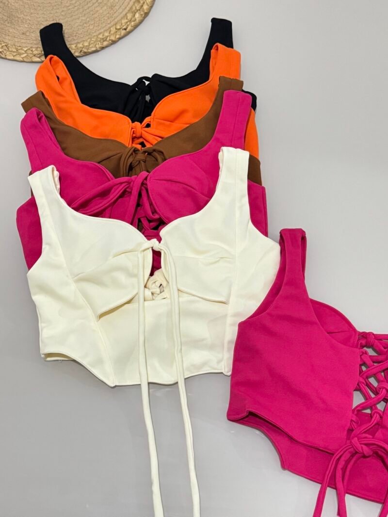 CROPPED EM MALHA ESCUBA COM REGULAGEM NAS COSTAS – Imagem 2 [nsid:857161316]
