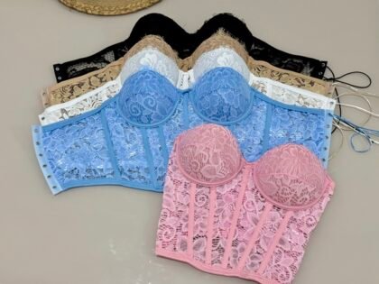 CORSELET EM RENDA COM BARBATANAS, BOJO E REGULAGEM NAS COSTAS – Imagem 1 [nsid:859087288]
