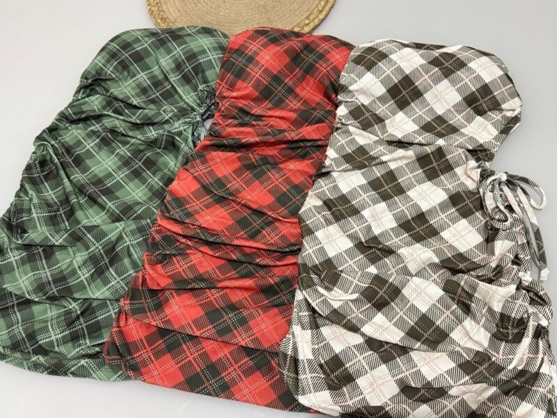 VESTIDO XADREZ EM MALHA SUPLEX COM BOJO, RECORTE LATERAL E DRAPEADO – Imagem 5 [nsid:896749809]
