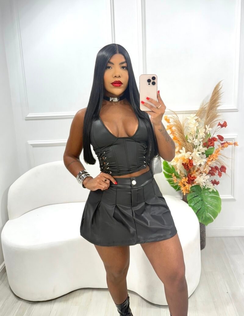 CROPPED TIFFANY EM CIRRÊ ACETINADO COM BARBATANAS E ILHÓS – Imagem 4 [nsid:907354012]