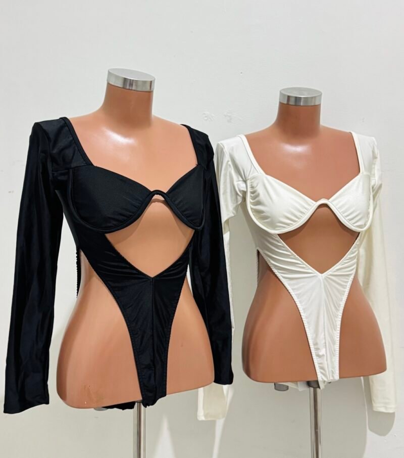 BODY MUSO EM POLIAMIDA ACETINADA COM ARO DE SUSTENTAÇÃO, MANGA LONGA E FECHO – Imagem 7 [nsid:924124569]