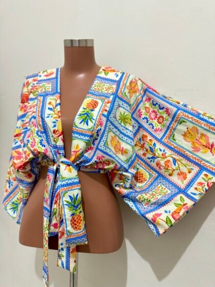 BLUSA MORCEGO EM ESTAMPA DIGITAL – Imagem 1 [nsid:950437220]