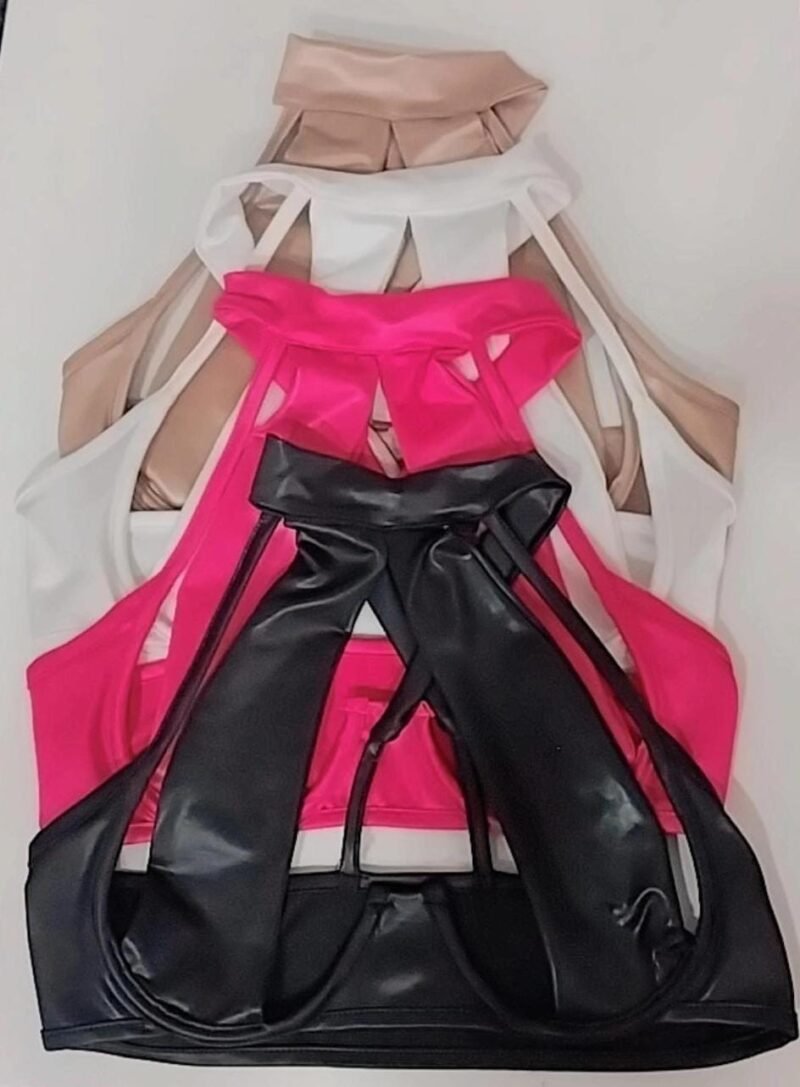 CROPPED EM CIRRÊ ACETINADO COM GOLA E ARO DE SUSTENTAÇÃO – Imagem 3 [nsid:716953304]