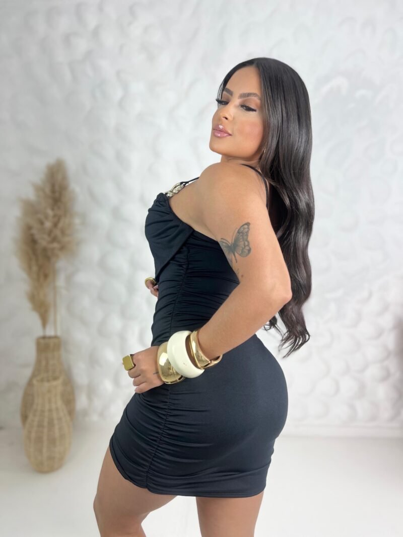 VESTIDO RAVENA EM MALHA SUPLEX COM FIVELA ORGÂNICA E DRAPEADO LATERAL – Imagem 5 [nsid:984490594]