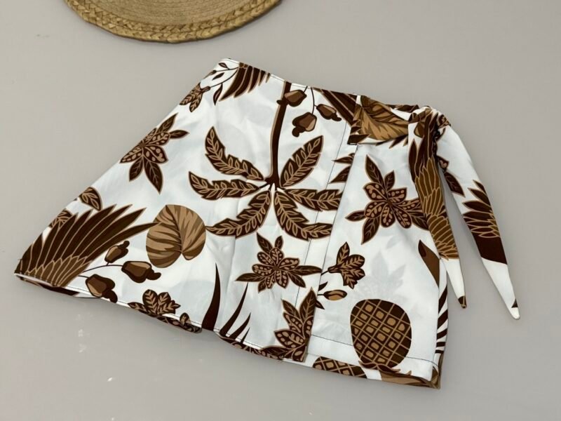 SHORT SAIA ESTAMPA DIGITAL EM CREPE ALFAIATARIA COM ELÁSTICO ATRÁS – Imagem 3 [nsid:967231026]